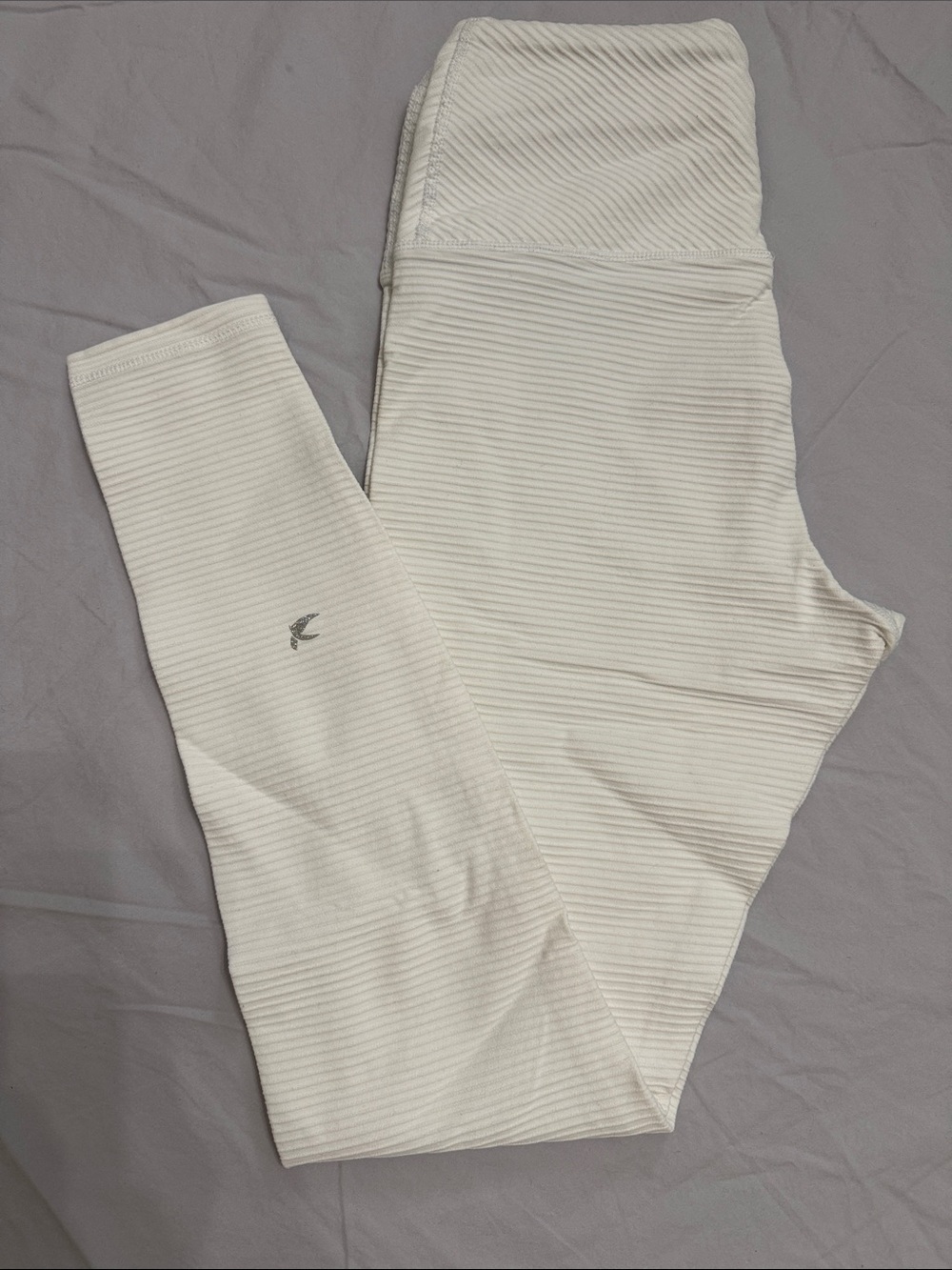 Glyder White Ribbed Leggings | Size M